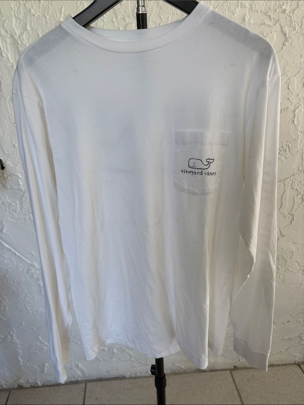 Vineyard Vines White Long-Sleeve Pocket Tee with Whale Logo
